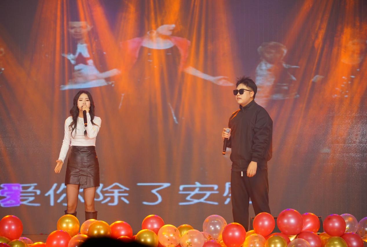 2bf79fbef7cf34a99ae2e6b6336700e5